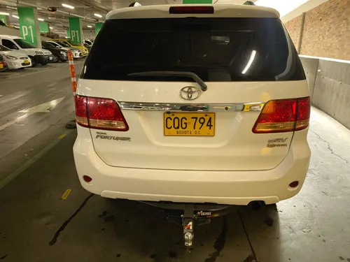 Toyota Fortuner 3.0 Sr5