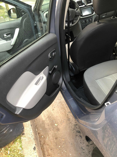 Renault Logan 1.6 16 V 2014