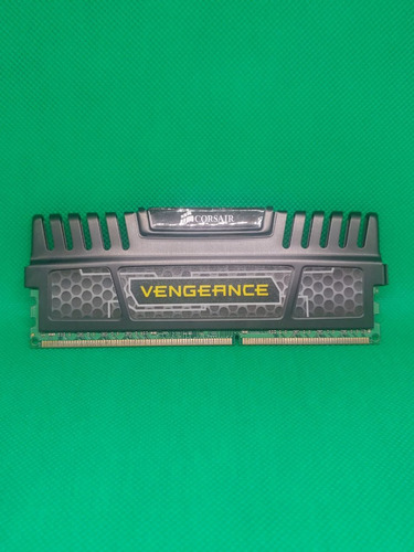 Imagen 2 de 2 de Memoria Ram Corsair Vengeance Ddr3 4gb 1600mhz Con Disipador