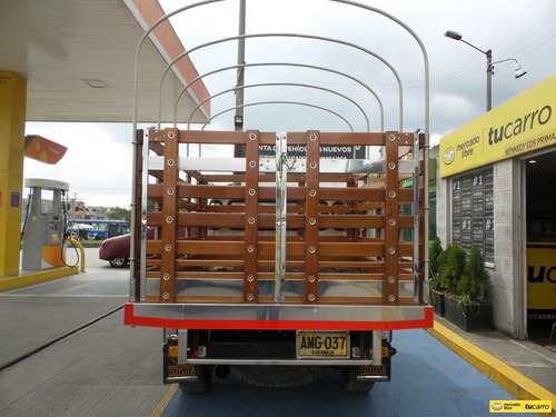 Imagen 6 de 25 de Toyota Land Cruiser Estacas