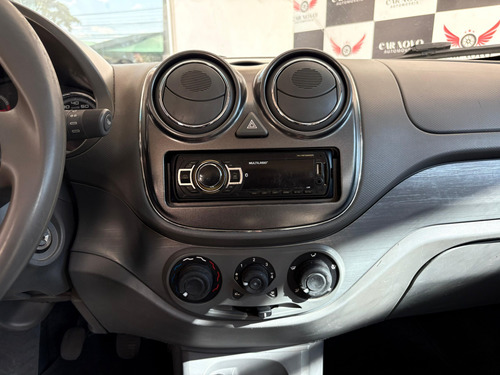Fiat Palio 1.6 MPI ESSENCE 16V FLEX 4P MANUAL