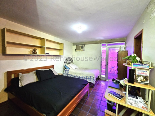 Rosa Rodríguez Vende Casa En Colinas De Santa Rosa, Barquisimeto 25-5559