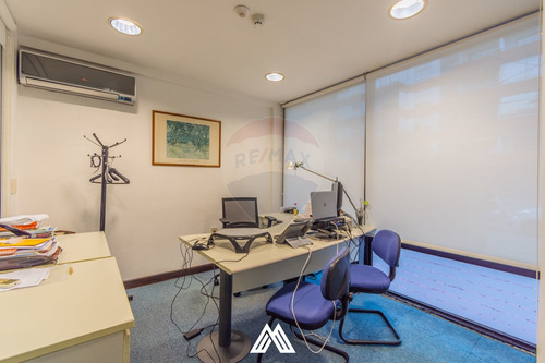 Local Moderno En Berro Y Av. Brasil 90m2 + 300m2