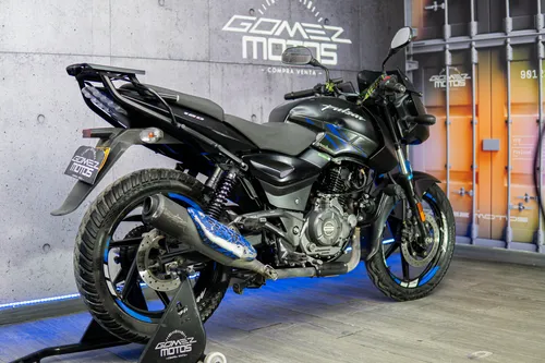 Bajaj Pulsar 180 Fi Neon 2022