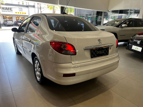 Peugeot 207 1.4 Xr Flex 5p