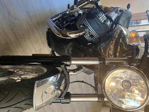 Moto Guzzi V7 Aniversario
