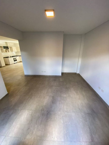 Imagen 3 de 22 de Nuevo Precio - Excelente Ph - 3 Amb - Pb Frente - Cochera Y Patio - A Estrenar