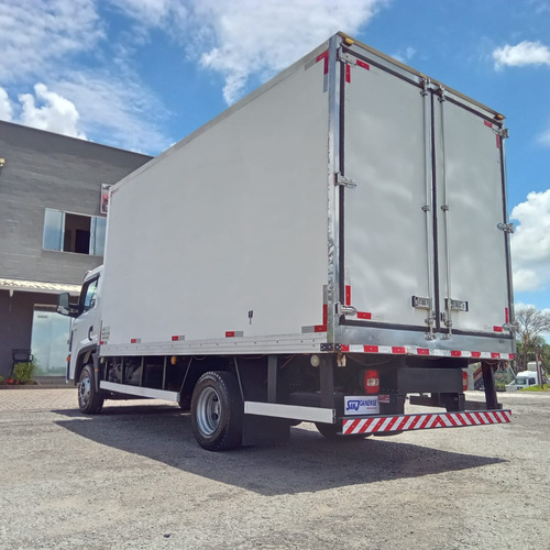 Vw 11-180 22/23 3/4 4x2 Baú Refrigerado