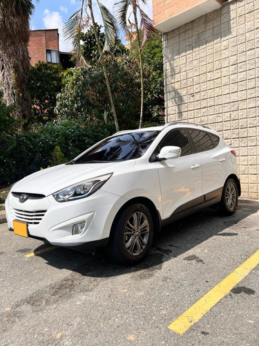 Hyundai TUCSON IX-35 2.0l 164 hp 4x4