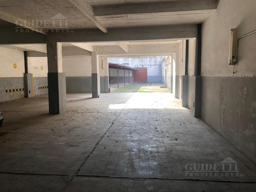 Imagen 3 de 9 de Espectacular Local Depósito - Apto Varios Rubros - Villa Urquiza