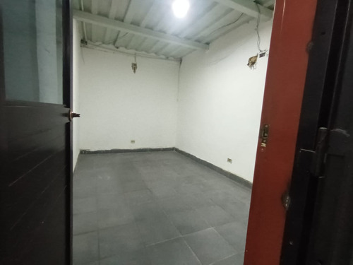 Galpón Industrial En Venta La Quizanda Valencia Dayana S.