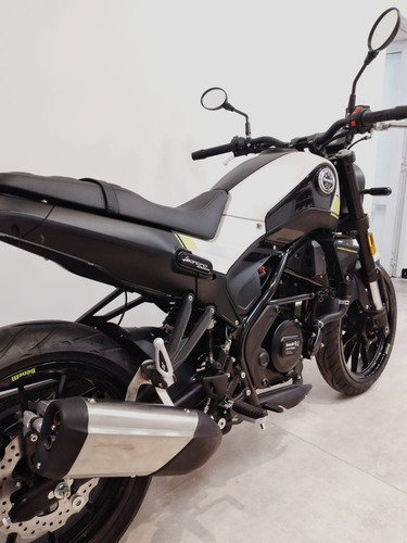 Imagen 19 de 24 de Benelli Leoncino 250 Abs
