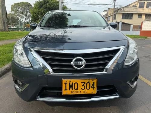 Nissan Versa 1.6 Advance