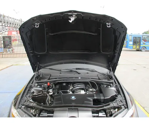 Bmw Serie 3 318i 2000cc Mt Aa