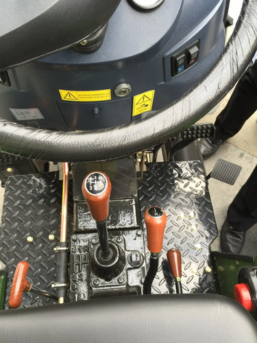 Imagen 3 de 13 de Tractor Viñatero Chery 45 Hp
