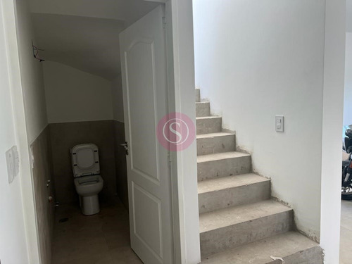 Casa En Venta En Santo Tomas, Pilar, G.b.a. Zona Norte