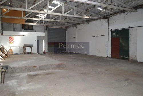 Imagen 3 de 3 de Venta Galpon + Chalet 3 Amb A Reciclar