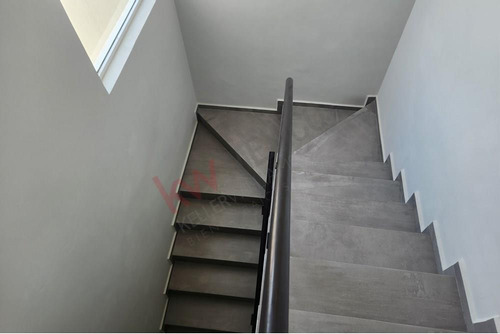 Venta De Edificio En Zona Céntrica De Querétaro, Ideal Para Oficinas