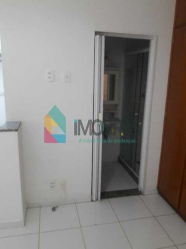 Imagem 5 de 15 de Copacabana, Posto 6 Excelente Conjugado Todo Com Armários Cabendo Fogão E Geladeira, Nada A Fazer - Cpki00272