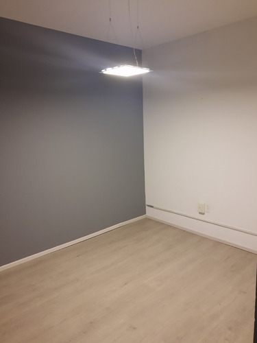 Local En Renta Milenio En Plaza Comercial 1 Baño Factura