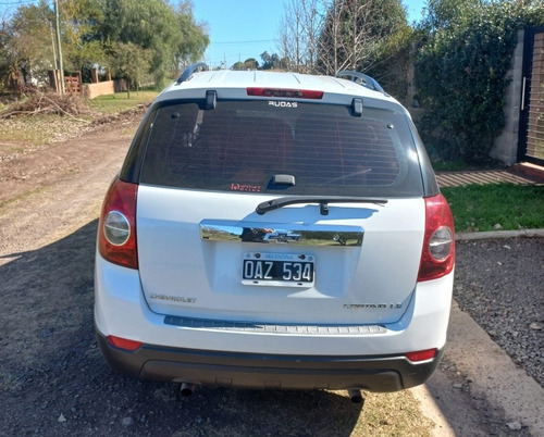 Imagen 5 de 10 de Chevrolet Captiva 2014 2.4 Ls Mt Fwd 167cv