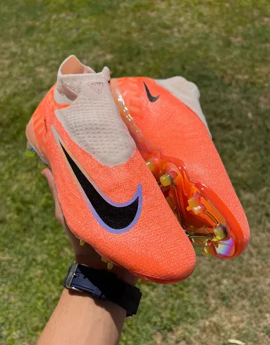 Botines naranjas online nike