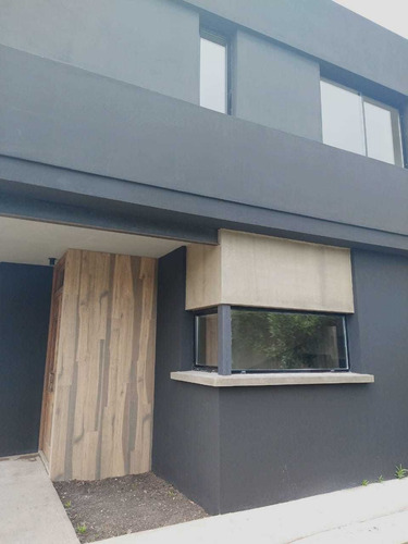 Venta Casa A Estrenar 3 Ambientes Zona Camet
