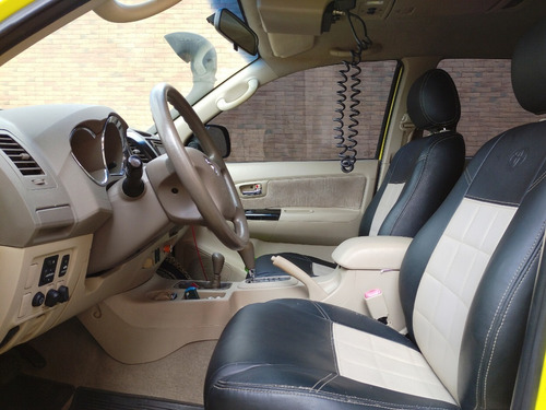 Imagen 10 de 18 de Toyota Fortuner 4x4
