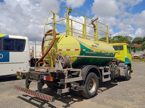 Imagem 6 de 7 de Mercedes Benz 1719 Atron Ano 2014 Tanque Pipa