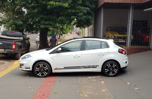 Imagem 5 de 15 de Fiat Bravo T-jet 2015/2016