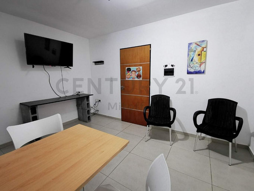 Departamento De 1 Dormitorio Con Terraza Privada En Venta En La Plata