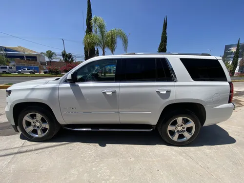 Chevrolet Tahoe 5.4 Premier Piel 4x4 At