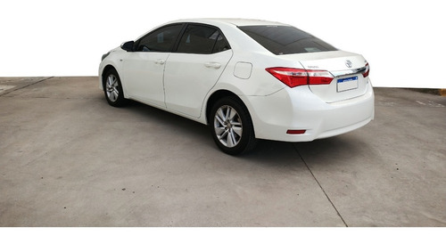Imagen 8 de 12 de Toyota Corolla Xei 1.8 Cvt 2017 Automatico