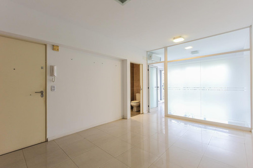 Venta Oficina 2 Ambientes Saavedra
