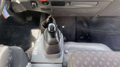 Imagen 20 de 25 de Chevrolet Npr 5.2 2015