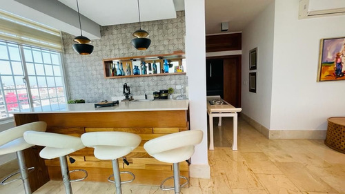Apartamento Penthouse Amueblado En Alquiler En Evaristo Morales, Cercano A Sectores Como Piantini, Paraiso