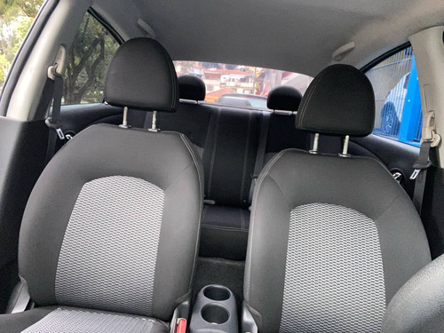 Imagem 6 de 12 de Nissan Versa 1.6 16v Flexstart Sv 4p Xtronic