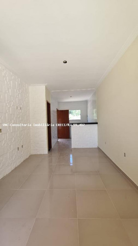 Imagem 9 de 15 de Casa Para Venda Em Maricá, Itaipuaçu, 2 Dormitórios, 1 Suíte, 2 Banheiros, 1 Vaga - Iv0451_2-1174812