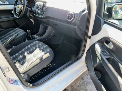 Imagem 15 de 15 de Volkswagen Up 1.0 Tsi Move Up 12v Flex 4p Manual