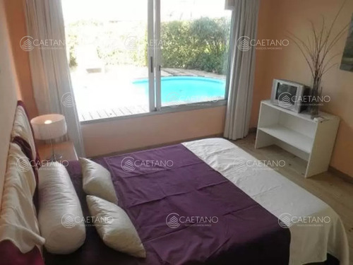 Venta Casa 5 Dormitorios Montoya La Barra