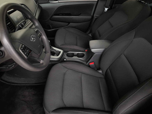 Imagen 10 de 15 de Hyundai Elantra 2017 4p Gls Premium L4/2.0 Aut