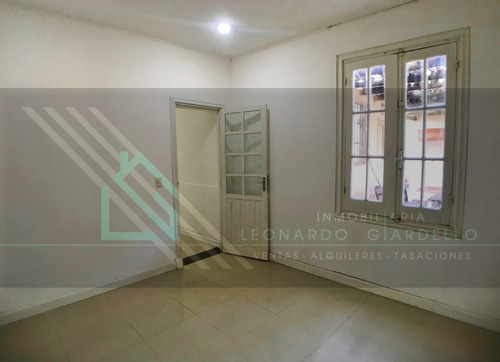 Hermosa Casa En Pleno Centro De La Ciudad De Colonia