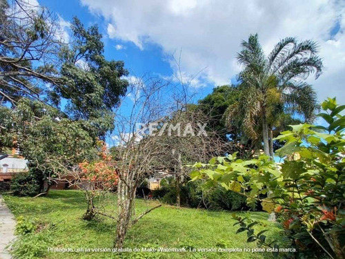 Imagen 12 de 20 de Casa En Venta El Parral Calle Cerrada Vigilancia Con Piscina. Cód.: 456588. 0414-4841043