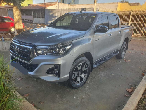 Toyota Hilux 2.8 Srx 50th Anniversary Cab. Dupla 4x4 Tdi