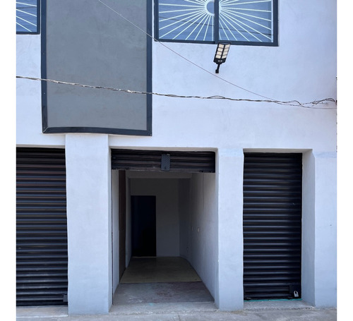 Edificio, Gran Calidad Constructiva, Precio Muy Atractivo, En El Mejor Corredor Comercial De La Zona