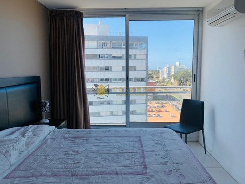 Departamento En Piso Alto Bellagio Con Vista Al Mar!!- Ref: 3480
