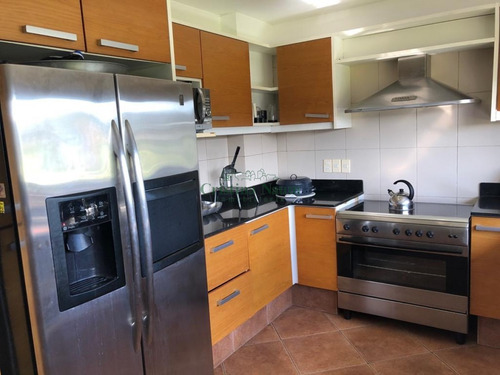 Estupenda Casa En Barrio Privado.- Ref: 35901