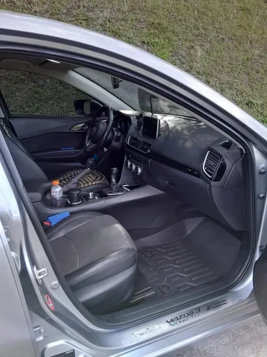 Mazda 3 2.0 Touring At
