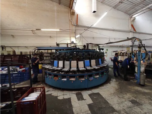 1.782 M2 Bodega Venta Barrio Colombia