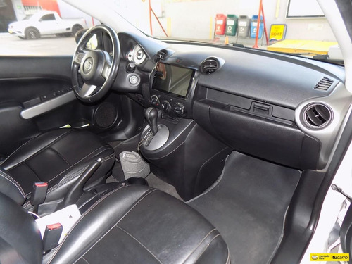 Mazda 2 2